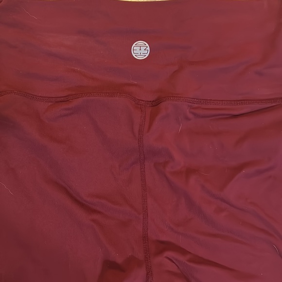 Women’s size Large (size10) IAB workout leggings - Picture 3 of 4